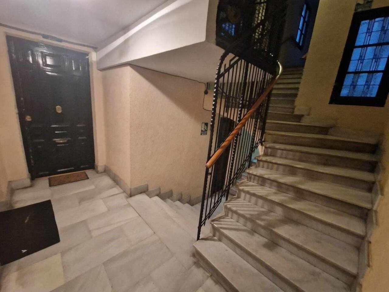 Menendez Pelayo, Loft Junto Al Retiro Apartment Madrid Exterior foto